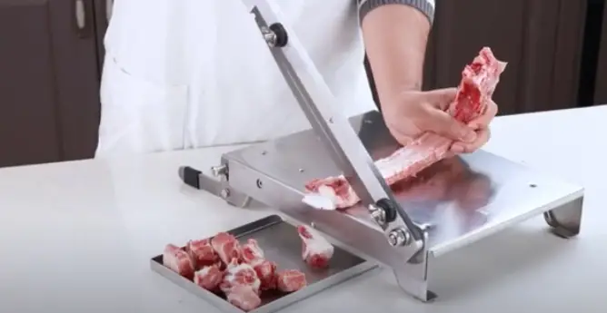 Use Manual meat slicer