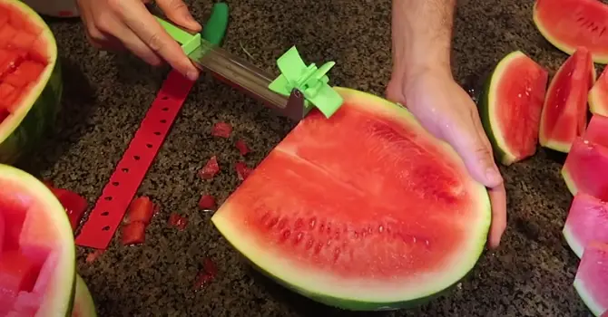 Step to slicing watermelon