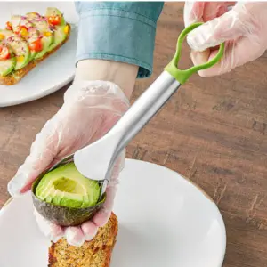 Clean Avocado Slicer